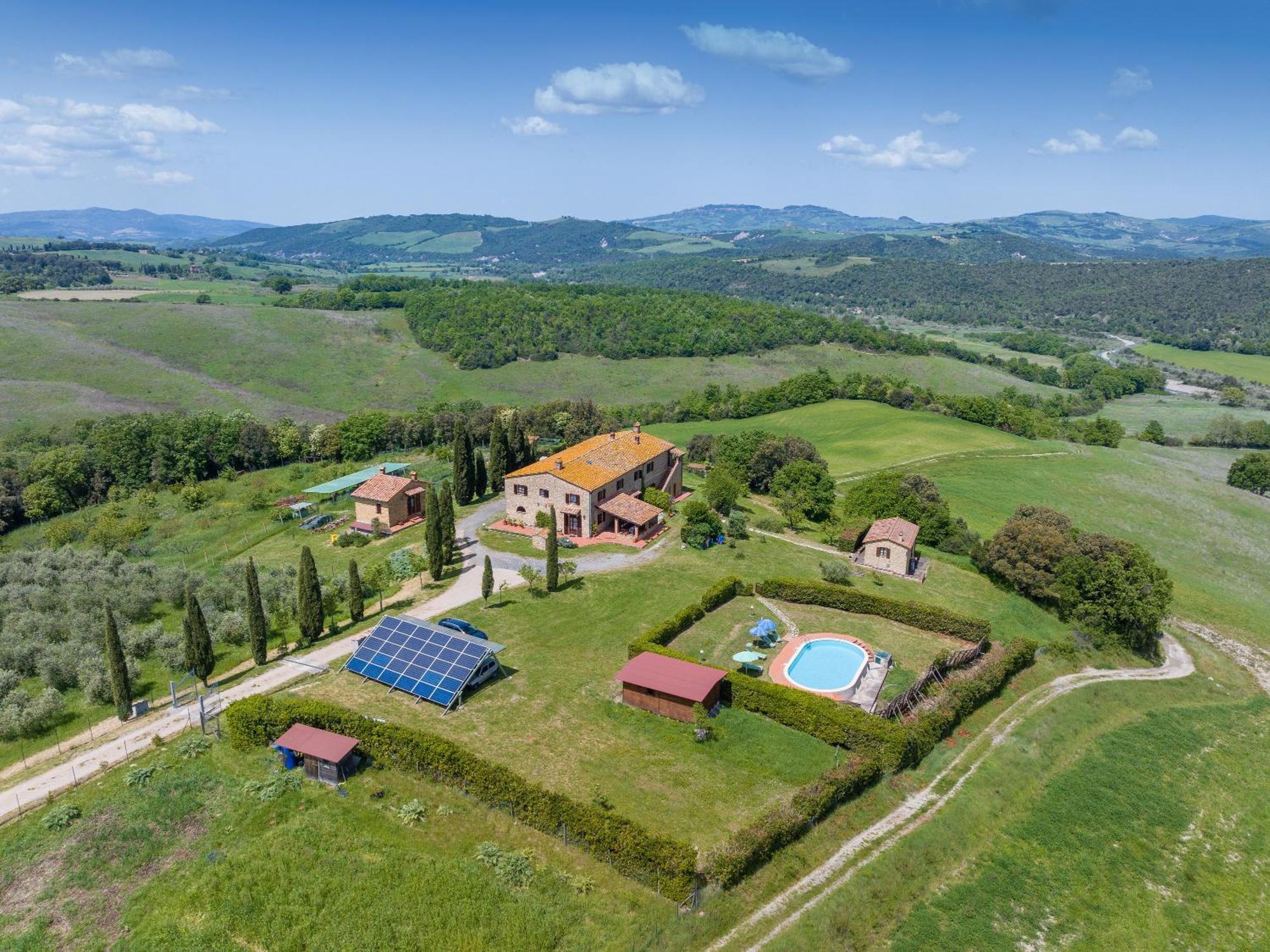 Santa Lina - Gelsomino Farm stay Pomarance